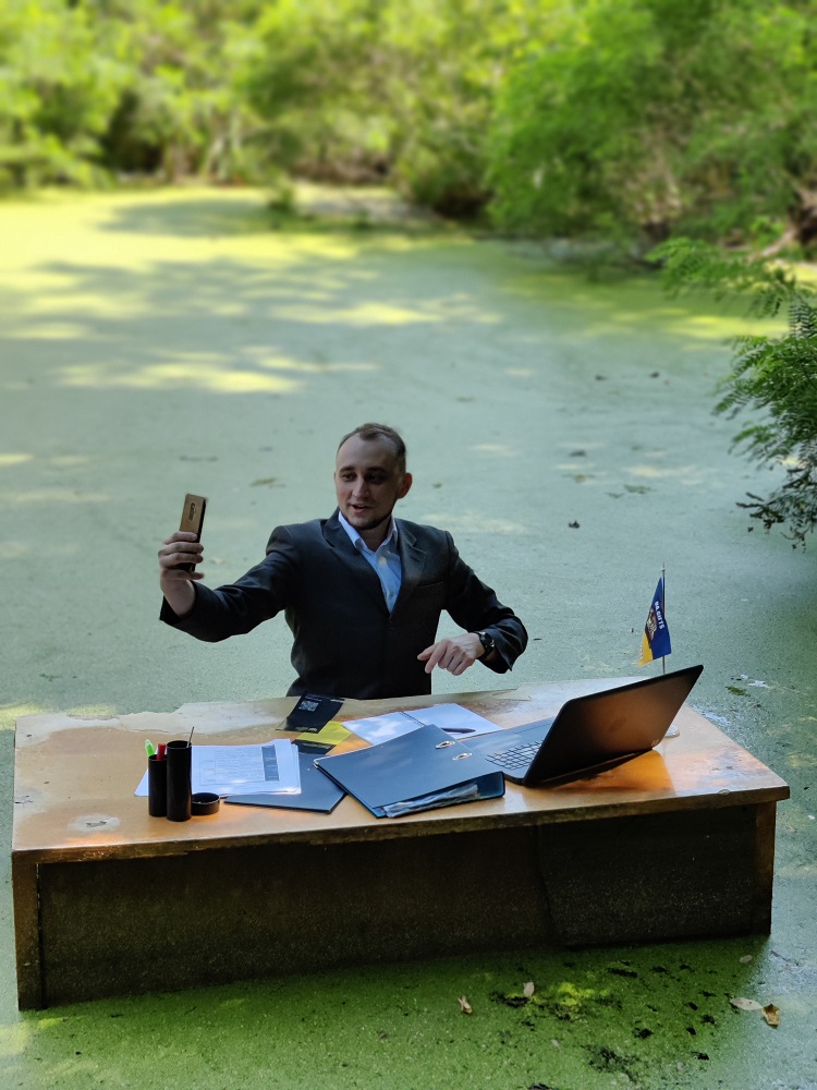 Eco-friendly office
